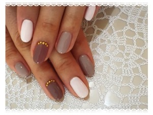 アンティークカラー×スタッズ de 上品シック秋ネイル